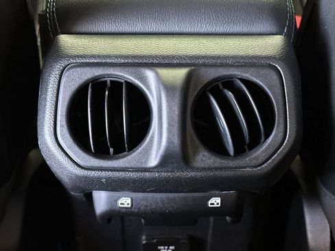 Used 2021 Jeep Wrangler Unlimited Rubicon 4xe w/ Cold Weather Group AWD/4WD image 15