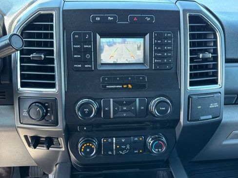Used 2017 Ford F250 XLT w/ XLT Value Package AWD/4WD image 18