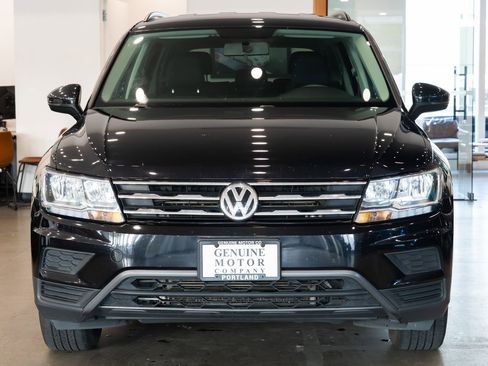 Used 2021 Volkswagen Tiguan S FWD image 2