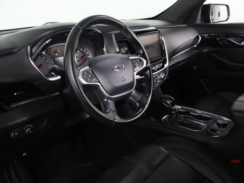 Used 2023 Chevrolet Traverse RS AWD/4WD image 32
