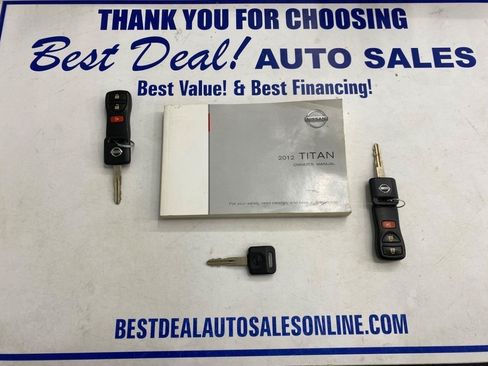 Used 2012 Nissan Titan SV w/ SV Premium Utility Pkg AWD/4WD image 32