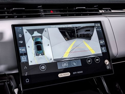 Used 2024 Land Rover Range Rover Sport SE image 23