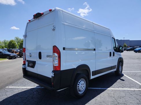 Used 2025 RAM ProMaster 2500 w/ Safety Group FWD image 16