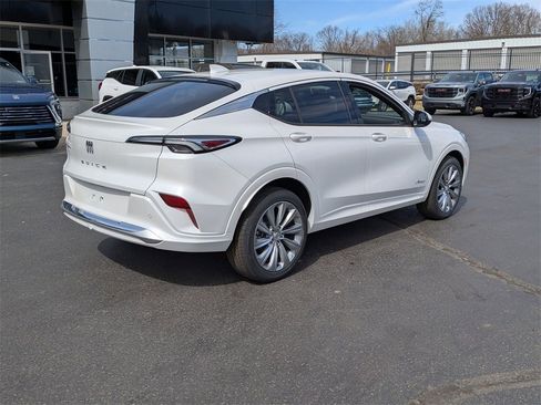 New 2025 Buick Envista Avenir image 5