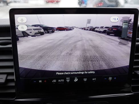 Certified 2023 Ford Transit 350 XLT image 31