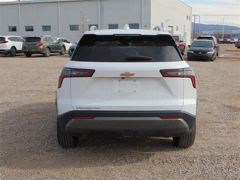 Used 2025 Chevrolet Equinox LT w/ Convenience Package II image 5