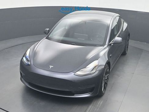 Used 2021 Tesla Model 3 Performance image 19