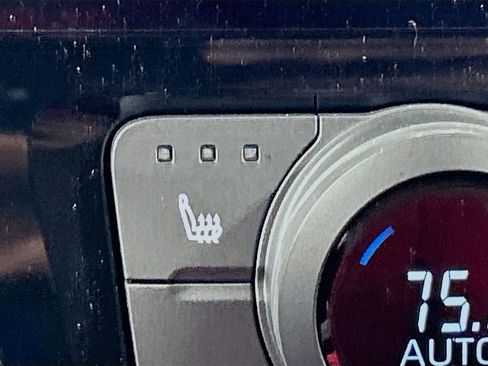 New 2026 Toyota Grand Highlander FWD image 19