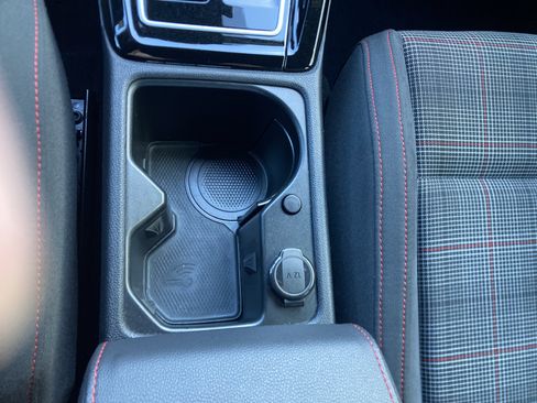 Certified 2024 Volkswagen GTI S image 18