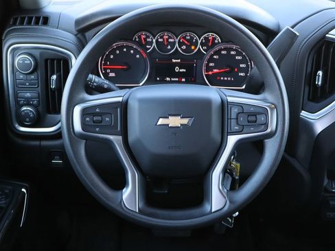 Used 2022 Chevrolet Silverado 2500 LT image 13