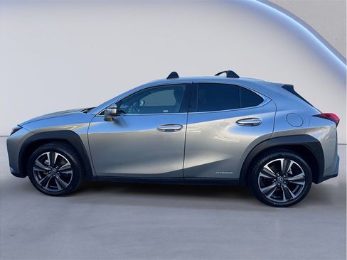 Used 2019 Lexus UX 250h w/ Premium Package AWD/4WD image 3