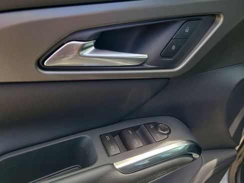 New 2026 Chevrolet Traverse LT image 18