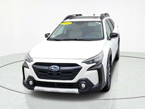Certified 2025 Subaru Outback Limited w/ Popular Package #2 AWD/4WD image 3