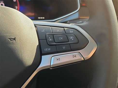 New 2025 Volkswagen Taos SE image 16