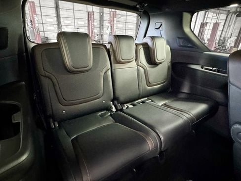 New 2026 Nissan Armada SL w/ Captain's Chari Seat Package AWD/4WD image 24