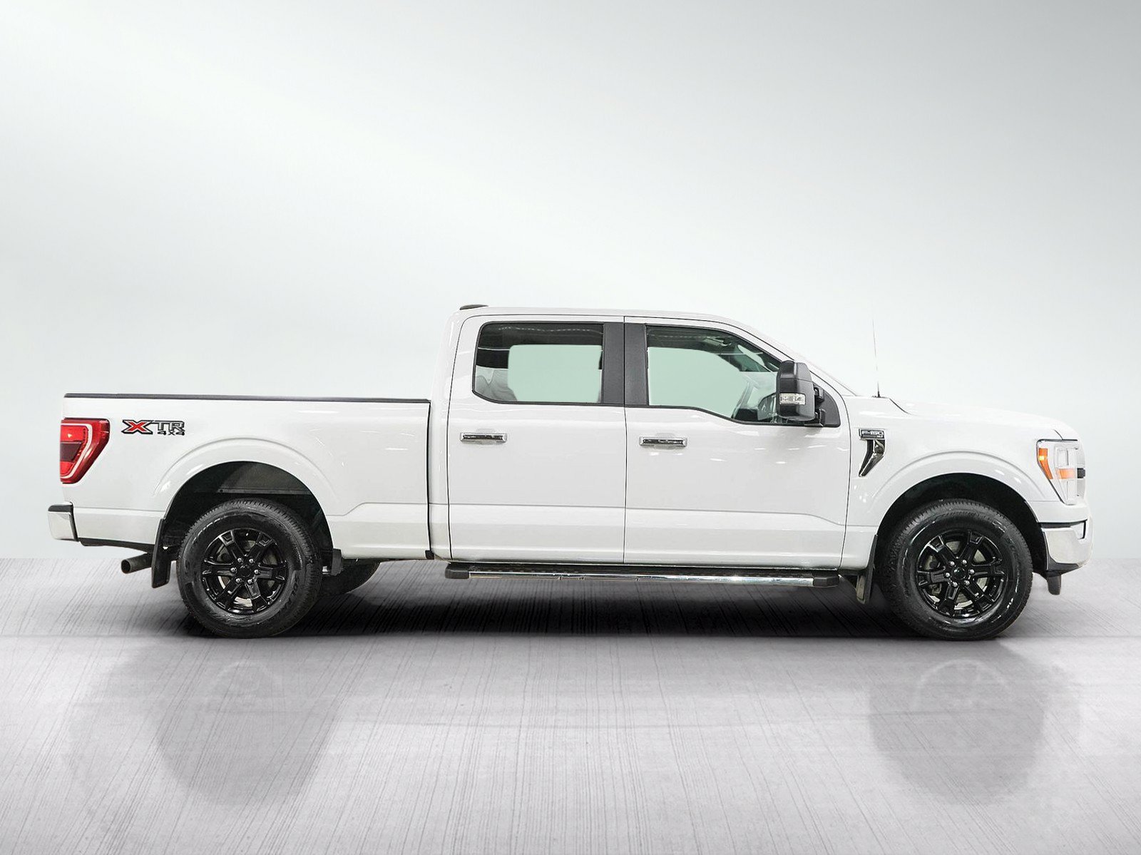 Used 2021 Ford F150 XLT w/ XTR Package AWD/4WD image 6