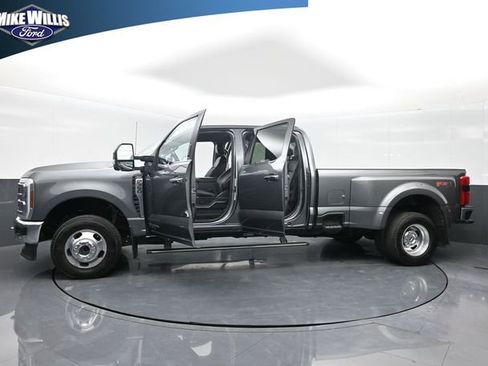 Used 2024 Ford F350 Lariat w/ Lariat Ultimate Package image 28