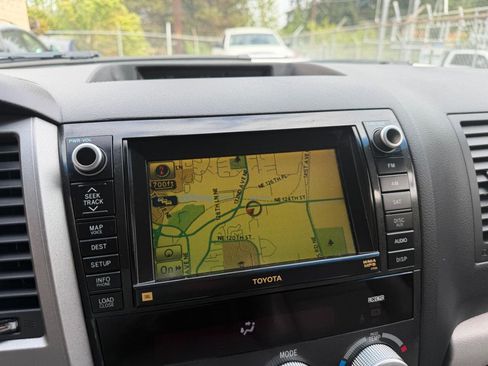 Used 2011 Toyota Sequoia Limited AWD/4WD image 19