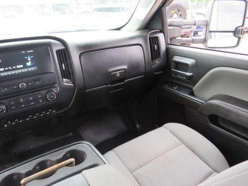 Used 2019 Chevrolet Silverado 3500 W/T w/ WT Convenience Package image 23