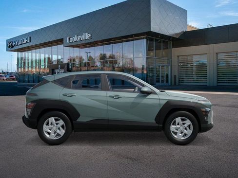 New 2026 Hyundai Kona SE image 7