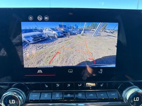 Used 2024 GMC Canyon Elevation w/ Convenience Package image 27