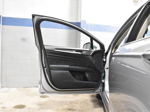 Used 2020 Ford Fusion Energi Titanium image 11