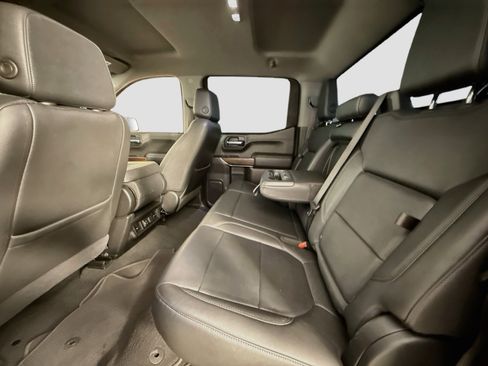 Used 2021 GMC Sierra 1500 SLT AWD/4WD image 25
