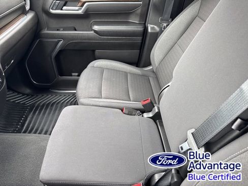 Used 2025 Chevrolet Silverado 1500 LT image 30