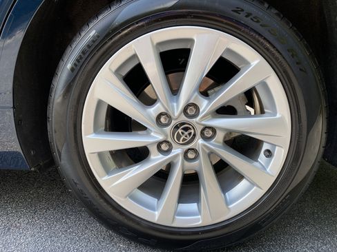 Used 2021 Toyota Camry LE FWD image 39