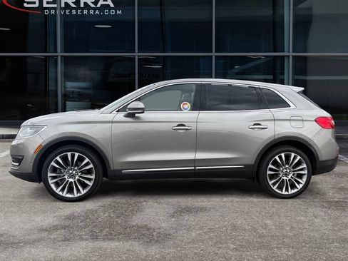 Used 2016 Lincoln MKX Reserve w/ Equipment Group 102A AWD/4WD image 2