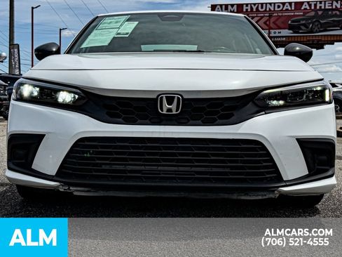 Used 2023 Honda Civic Sport image 9