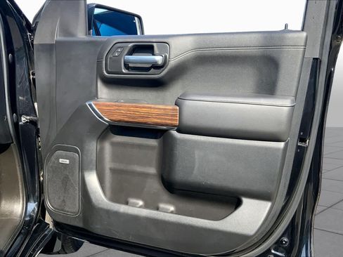 Used 2021 Chevrolet Silverado 1500 High Country w/ Technology Package AWD/4WD image 22
