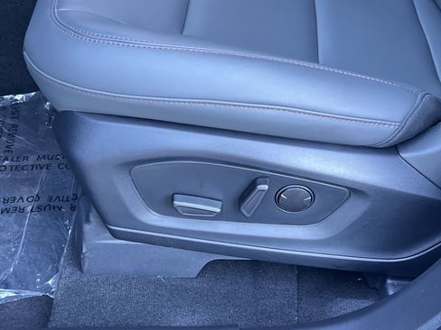 New 2026 Ford Explorer Active w/ Active Comfort Package image 18