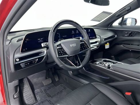 Used 2026 Cadillac Lyriq Sport image 10