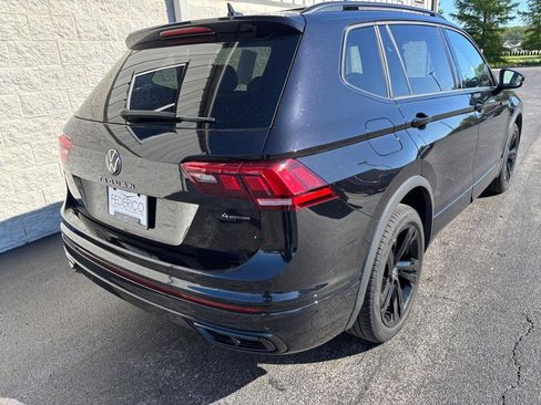 Used 2023 Volkswagen Tiguan SE R-Line AWD/4WD image 3