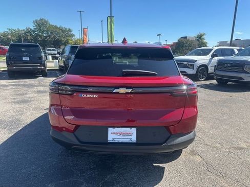 New 2026 Chevrolet Equinox EV LT image 4