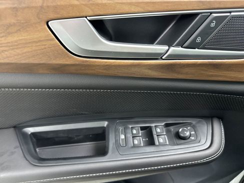 New 2026 Volkswagen Atlas SE FWD image 10