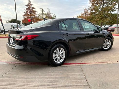Used 2026 Toyota Camry LE FWD image 6