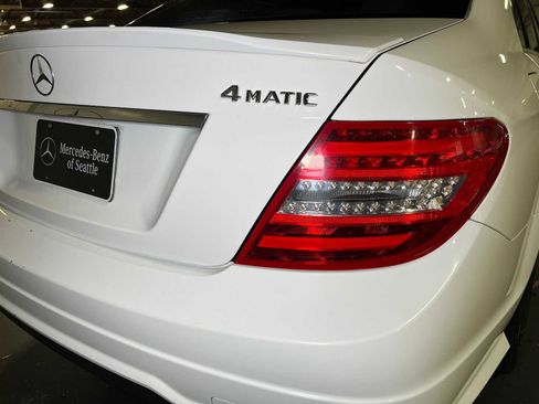 Used 2014 Mercedes-Benz C 300 4MATIC Sedan image 15