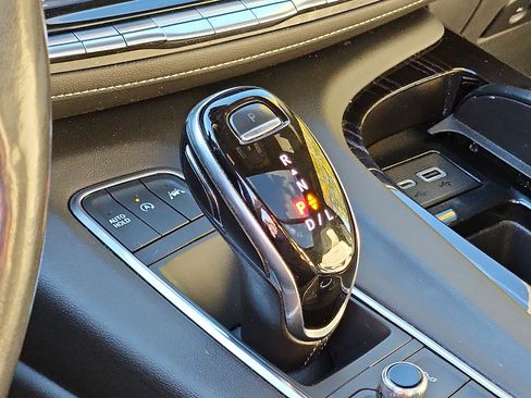 Used 2021 Cadillac Escalade ESV Sport w/ Driver Assist Tech Package image 15