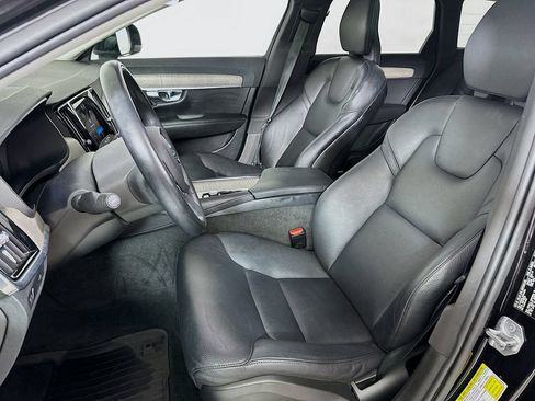 Used 2022 Volvo V90 B6 Cross Country w/ Advanced Package AWD/4WD image 8