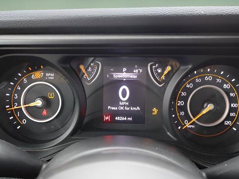 Used 2024 Jeep Wrangler Unlimited Sport AWD/4WD image 19