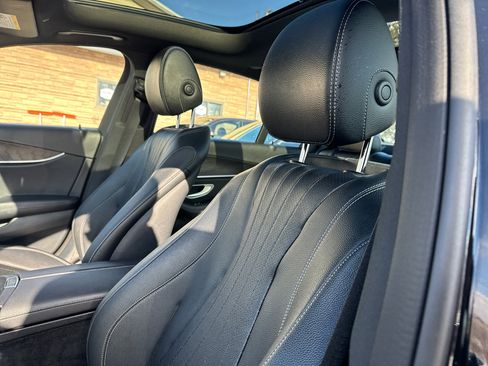 Used 2020 Mercedes-Benz E 350 4MATIC Sedan image 23