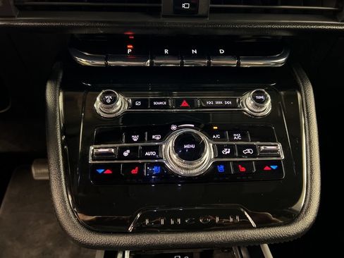 Used 2022 Lincoln Corsair AWD w/ Equipment Group 101A image 13