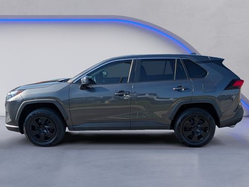 Used 2024 Toyota RAV4 LE FWD image 6