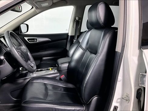Used 2017 Nissan Pathfinder SL FWD image 15