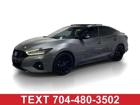 Used 2023 Nissan Maxima SR w/ Sport Mat Group FWD image 1