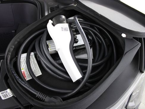 Used 2024 Kia EV9 Light RWD image 40
