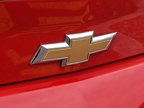 Used 2021 Chevrolet Camaro LT RWD image 28