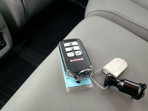 Used 2022 Honda Pilot Special Edition image 30